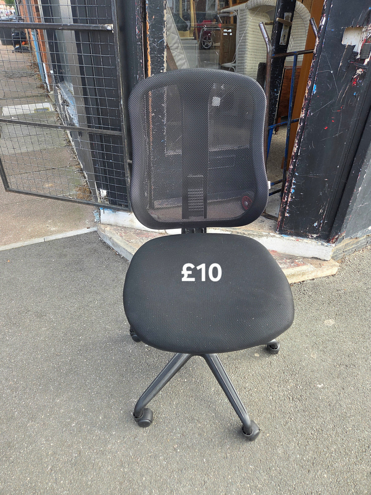 Computer chair Free Delivery in Leicester