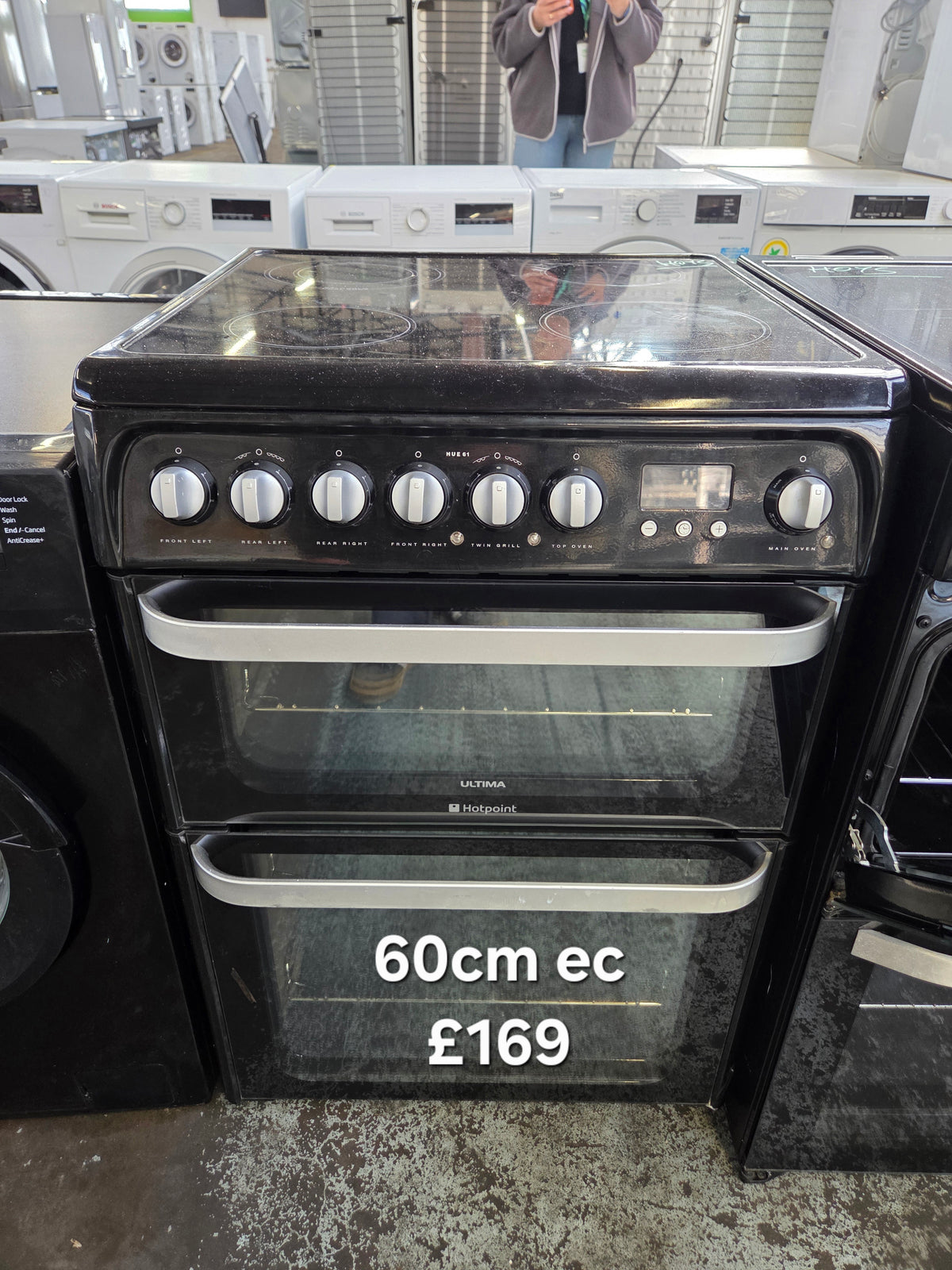 Hotpoint HUE61K 60cm Electric cooker Refurbished | 120 Day Warranty | Free Delivery