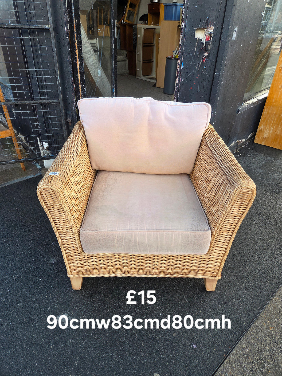 Large wicker chair Free Delivery in Leicester