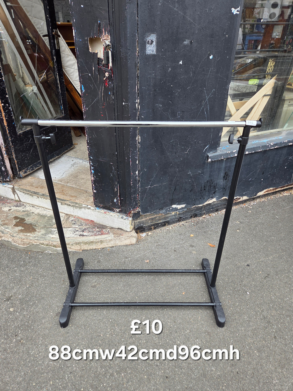 Clothes rail Free Delivery in Leicester
