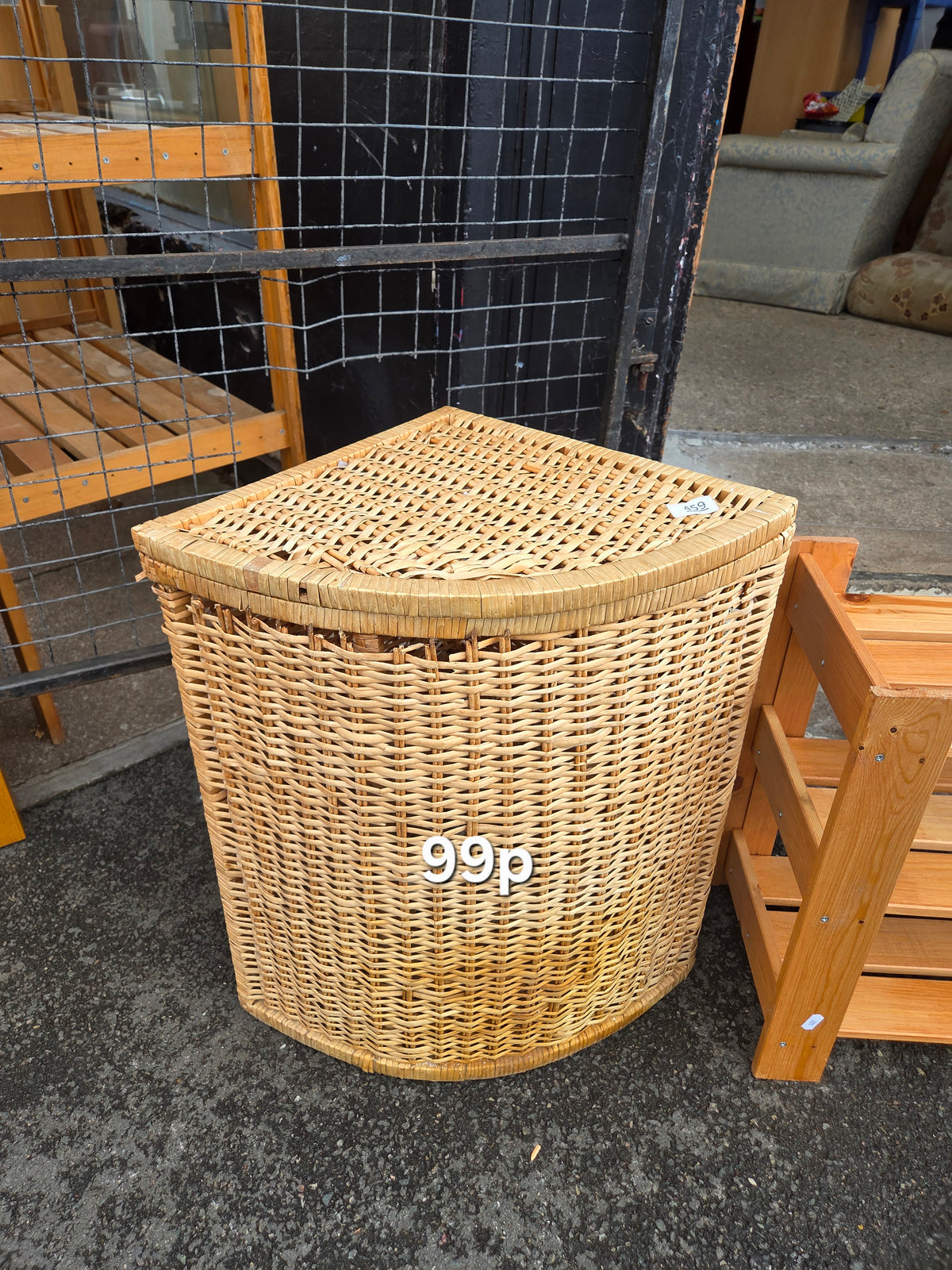 Laundry basket