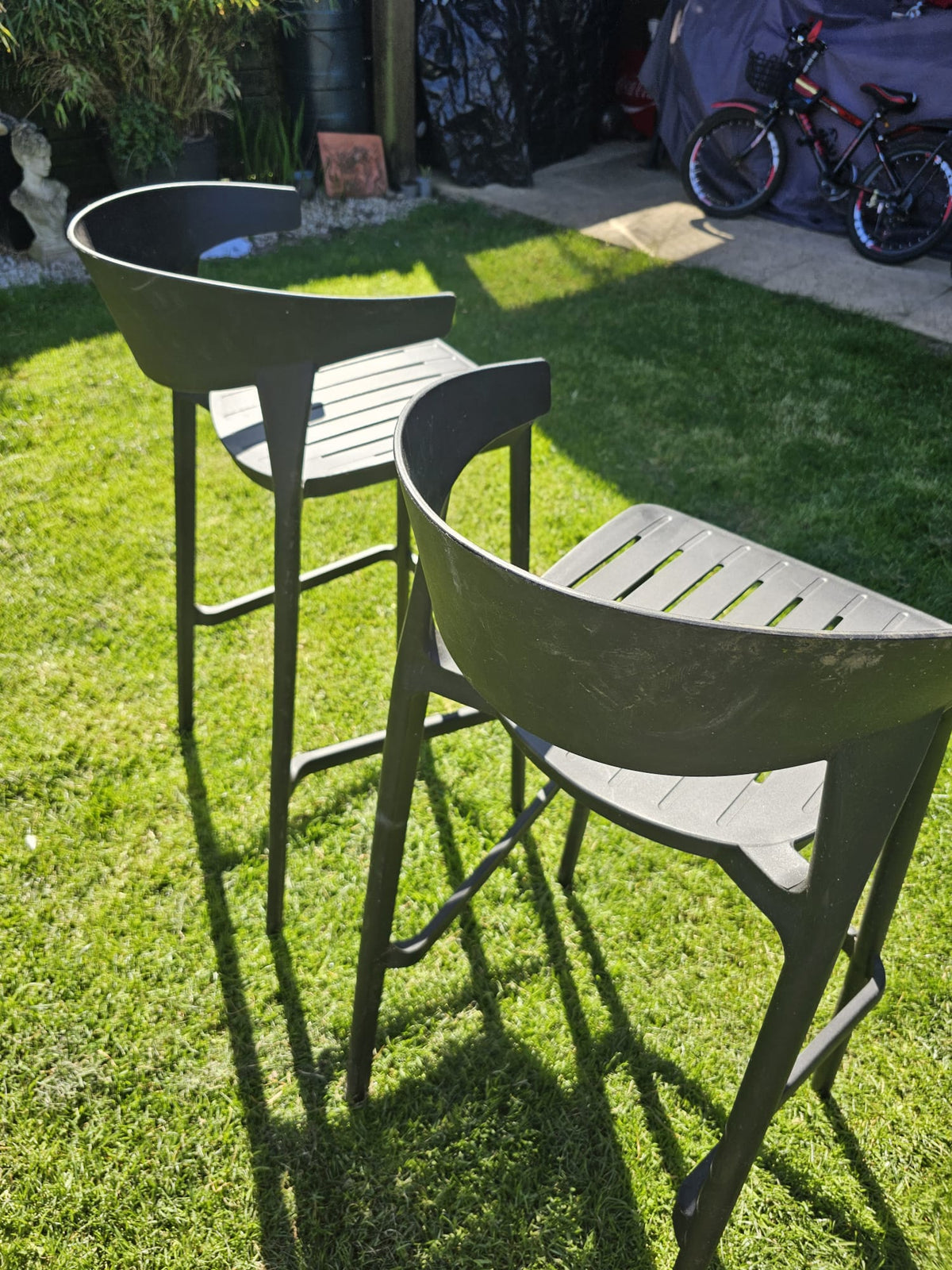 2 bar stools Free Delivery in Leicester